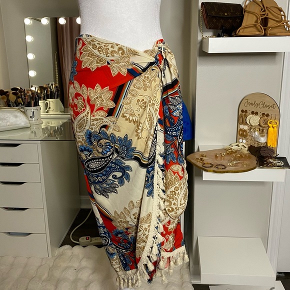 NWOT Paisley Print Summer Skirt with Fringe - Picture 2 of 3